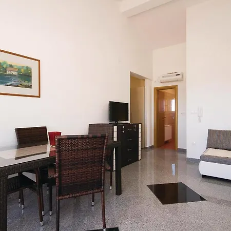 Lovely In With House Sea View *