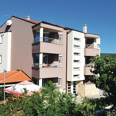 Gorgeous In With House Sea View Apartment